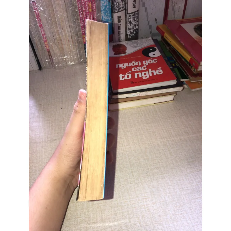 Tuổi trẻ niềm tin và hy vọng- Trần Bạch Đằng 958454