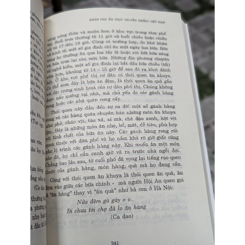 KHÁM PHÁ ẨM THỰC TRUYỀN THỐNG VIỆT NAM - NGÔ ĐỨC THỊNH 317118