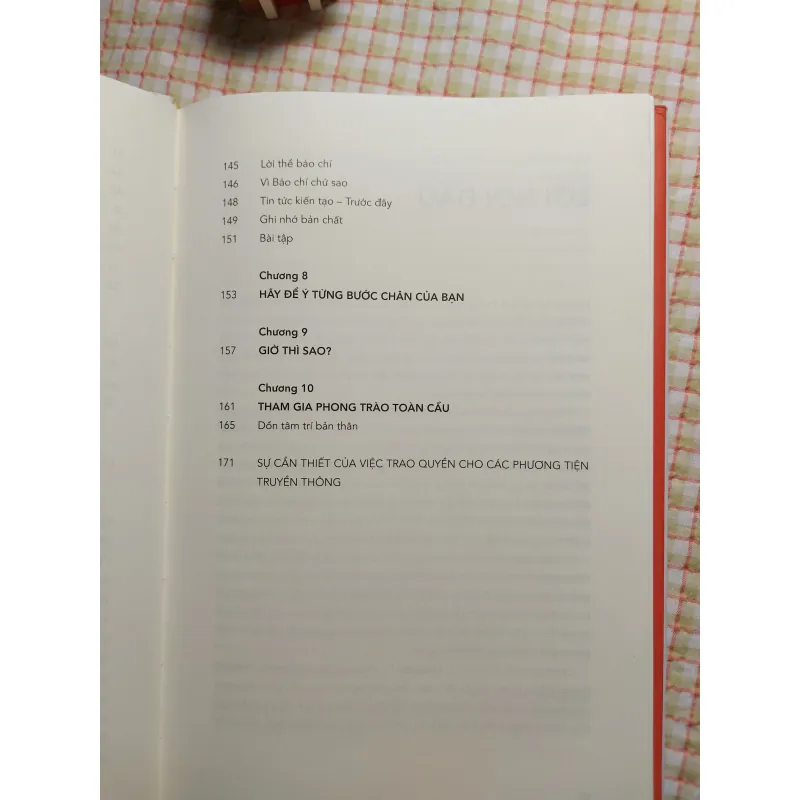 TIN TỨC KIẾN TẠO: VỰC DẬY NỀN TRUYỀN THÔNG VÀ DÂN CHỦ VỚI TƯ DUY BÁO CHÍ CỦA TƯƠNG LAI 751837