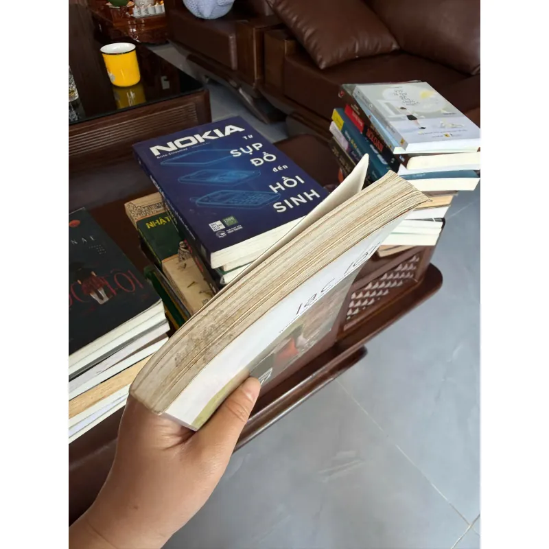 Lạc Lối – Laura D. - K2 994380