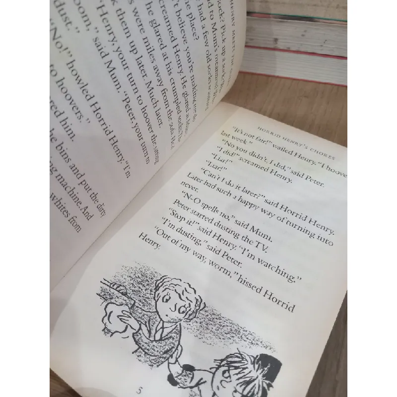 Horrid Henry meets the queen - Francesca Simon, Tony Ross 708711