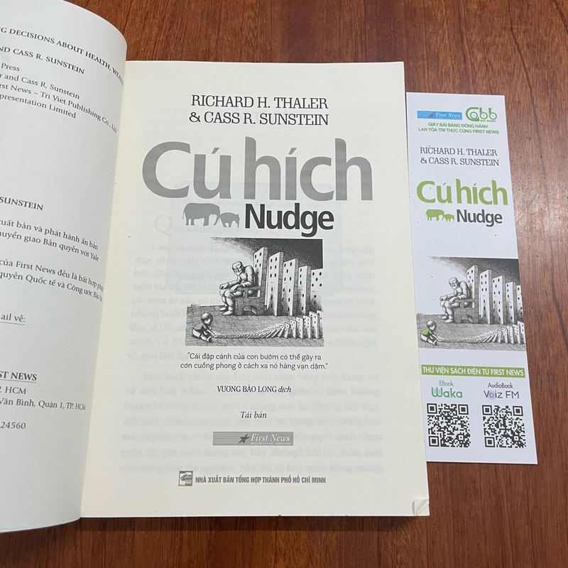 II Sách Kỹ Năng: Cú Hích _ Nudge - RICHARD H. THALER & CASS R. SUNSTEIN - 2022 476289