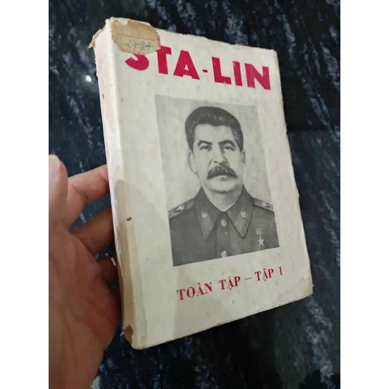 Stalin Toàn - tập 1 795372