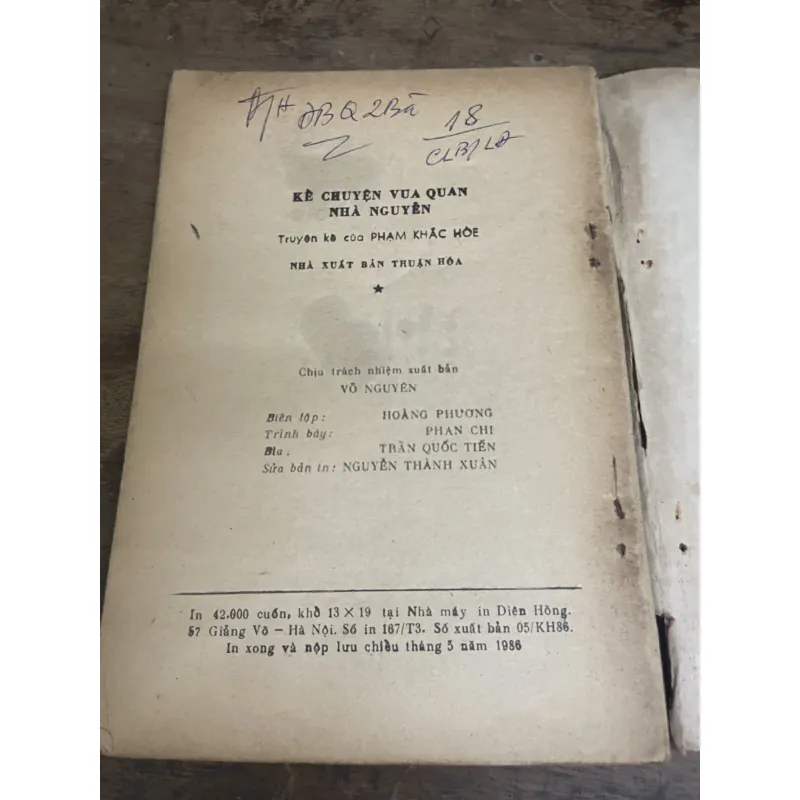 Kể chuyện vua quan nhà Nguyễn 1003554