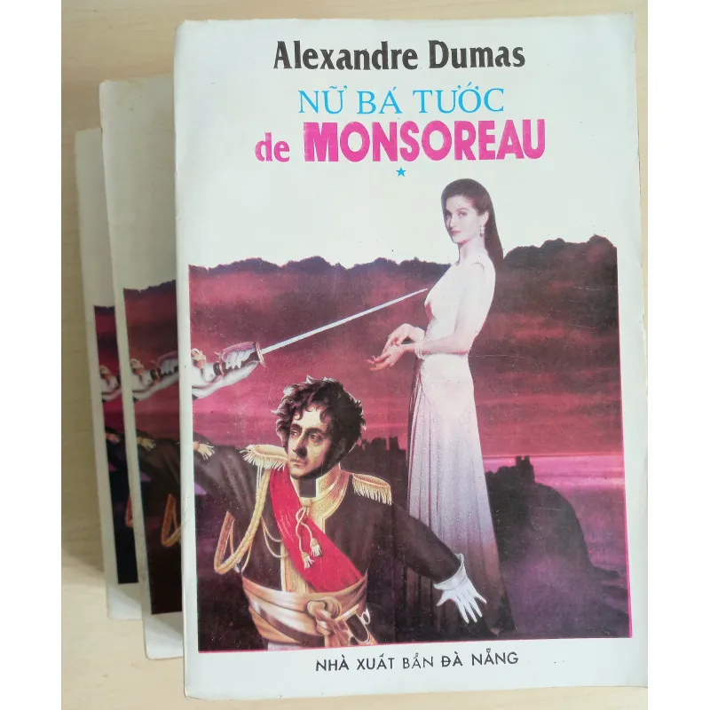 Nữ bá tước De Monsoreau & Bà cô già 993440