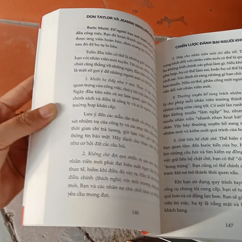 Chiến lược đánh bại người khổng lồ - Don Taylor & Jeanne Smallinhg Agcher  1027245