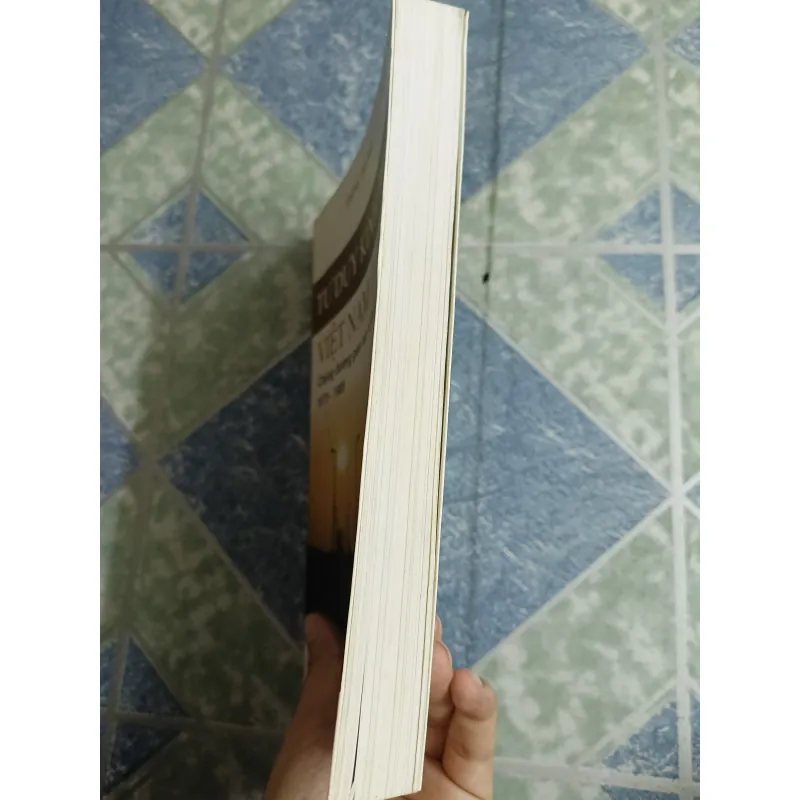 Tư duy kinh tế Việt Nam chặn đường gian nan và ngoạn mục 1975-1989 - Đặng Phong 564394