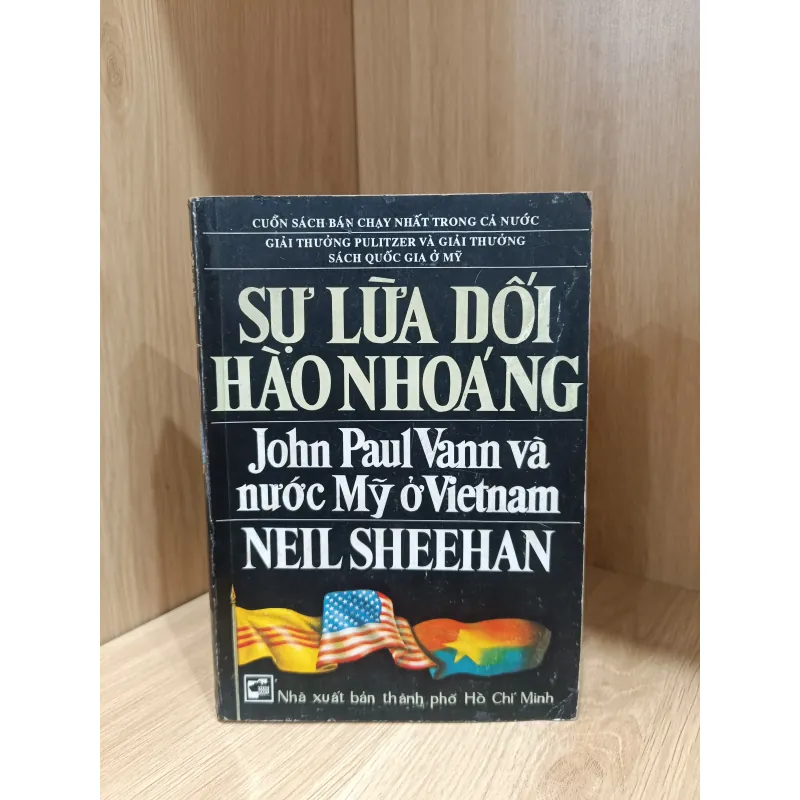 Sự lừa dối hào nhoáng  1019013