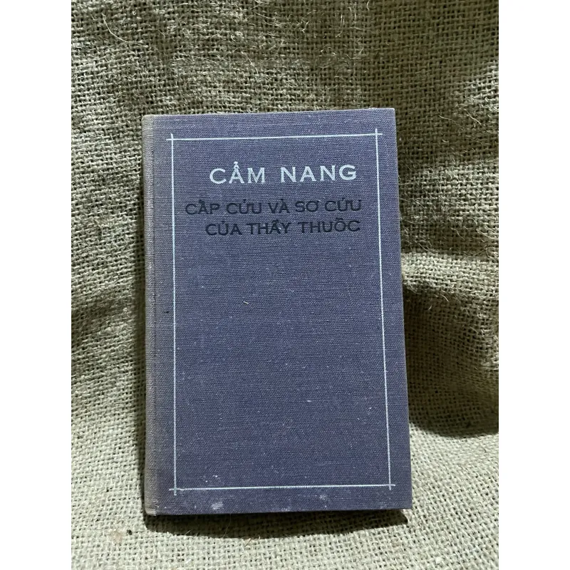 Cẩm nang tra cứu và sơ cứu của thầy thuốc - dịch từ tiếng Nga 937442