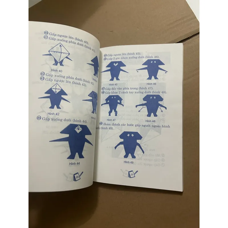 Thao tác gấp giấy đơn giản 562939