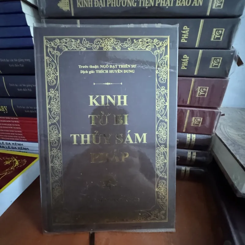 Sách - Kinh Từ Bi Thuỷ Sám Bìa Cứng 932076