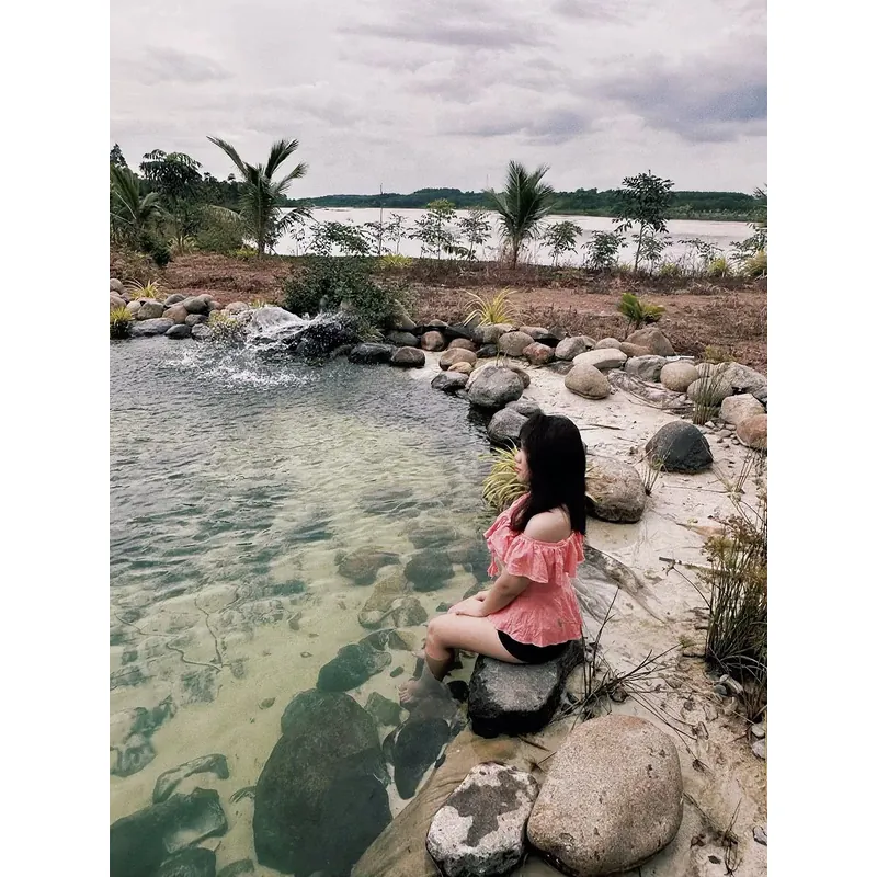 áo trễ vai,no brand,size m-l,tình trạng :mặc 2lần 674312