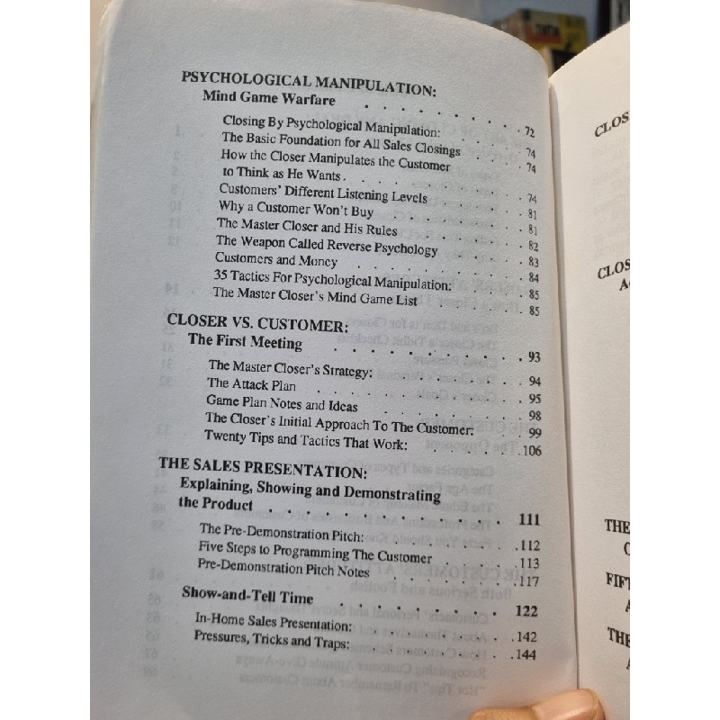 THE ART OF CLOSING AND DEAL : How To Be A ”Master Closer” In Everything You Do - James W. Pickens 184582