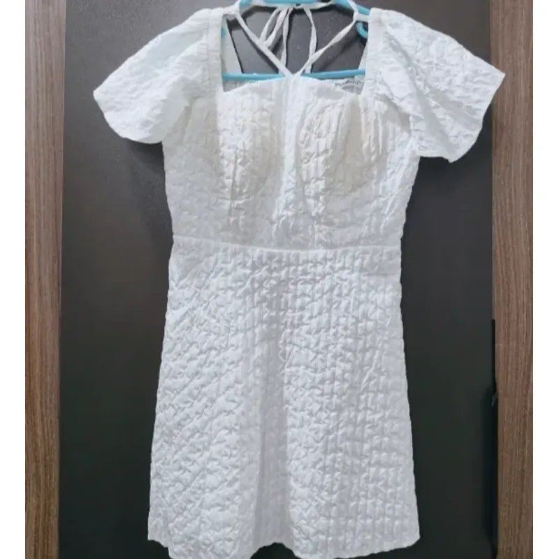 Váy ngắn màu trắng  755462