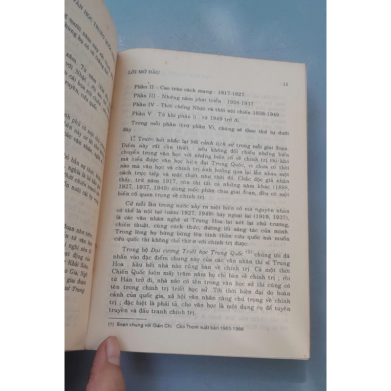 VĂN HỌC TRUNG QUỐC HIỆN ĐẠI - NGUYỄN HIẾN LÊ 443452