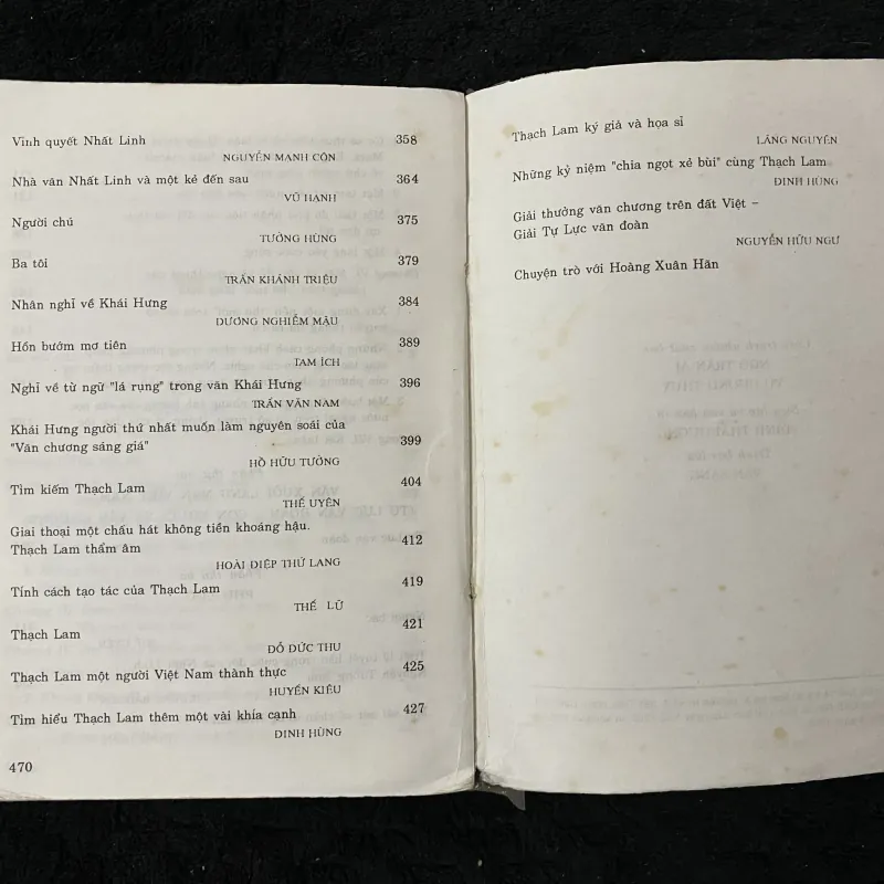 Văn học lãng mạn Việt Nam - chữ ký tác giả  1003886