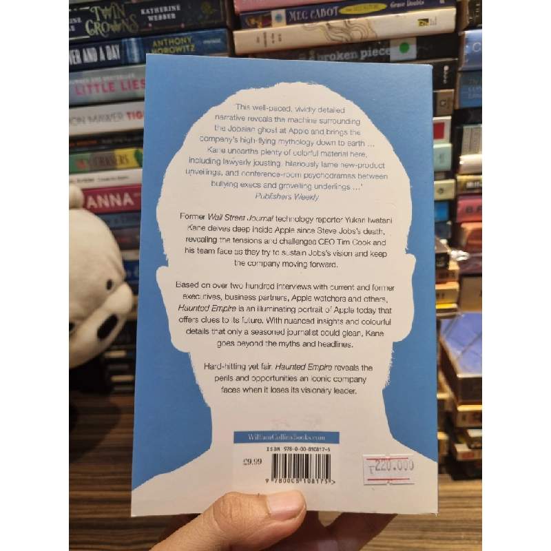 HAUNTED EMPIRE : APPLE AFTER STEVE JOBS - Yukari Iwatani Kane 146283