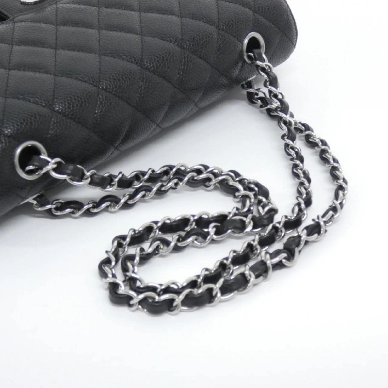 Túi xách chéo Chanel 1112 610816