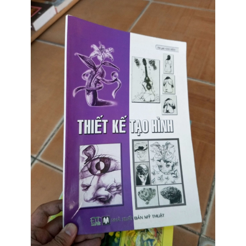 (Sách cũ SCGR) Thiết kế tạo hình - Gia Bảo 2011 VAVO-A2 Blogmeo090426 1014503
