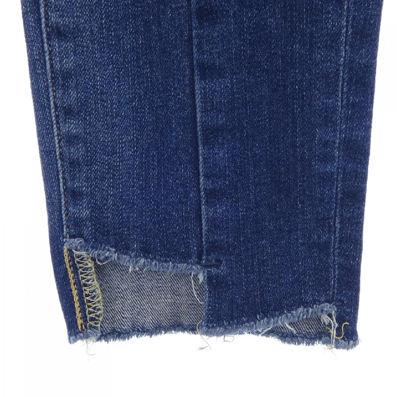 【Mã giảm giá】Quần jeans RED CARD 650171