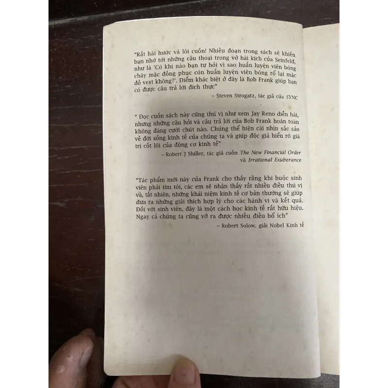 Nhà tự nhiên kinh tế của tác giả Robert H. Frank 1032341