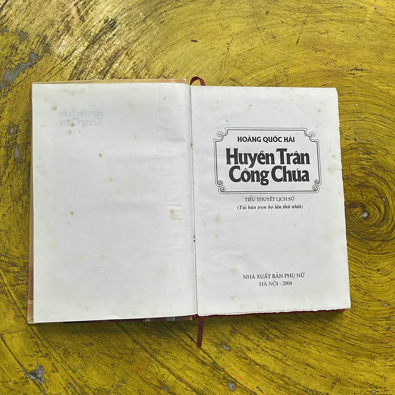 HUYỀN TRÂN CÔNG CHÚA- HOÀNG QUỐC HẢI 674337