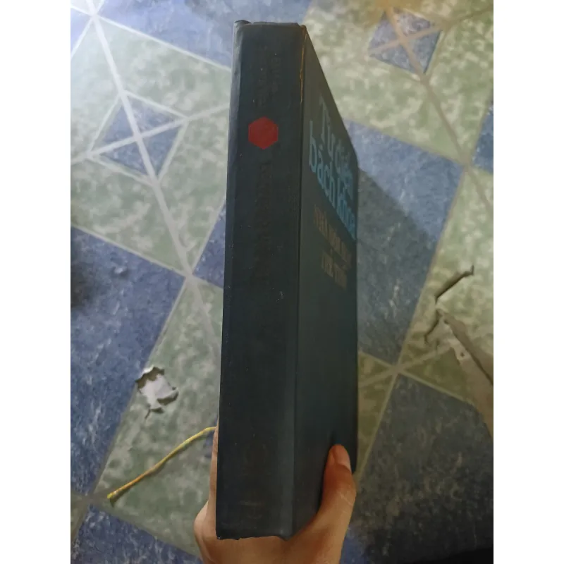 Từ điển bách khoa nhà hóa học trẻ tuổi 932096