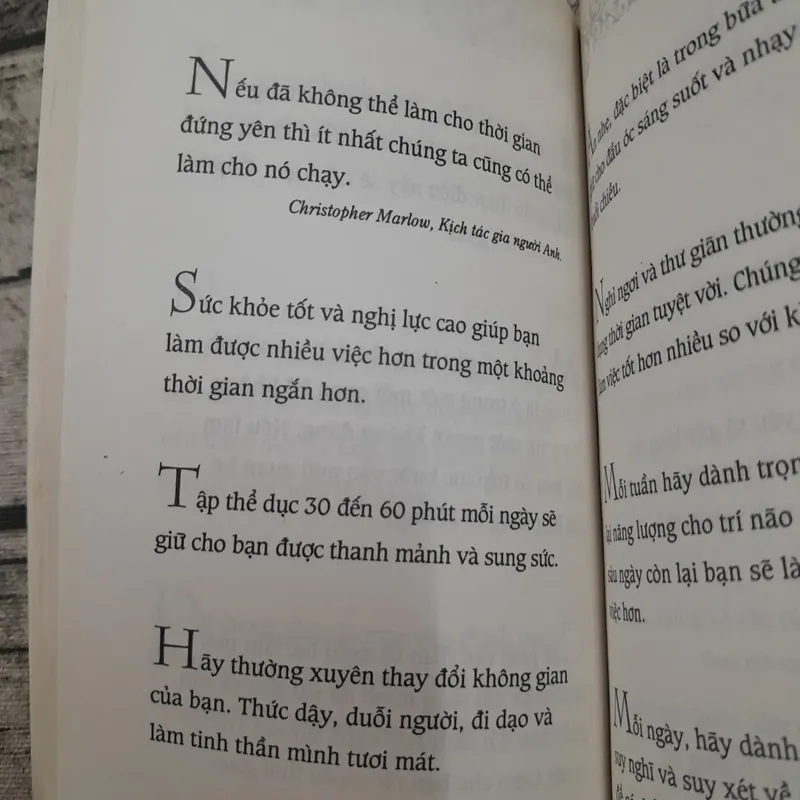 Quà tặng cho người muốn thành công. BRIAN TRACY. Nguyễn Huy Minh dịch  690022