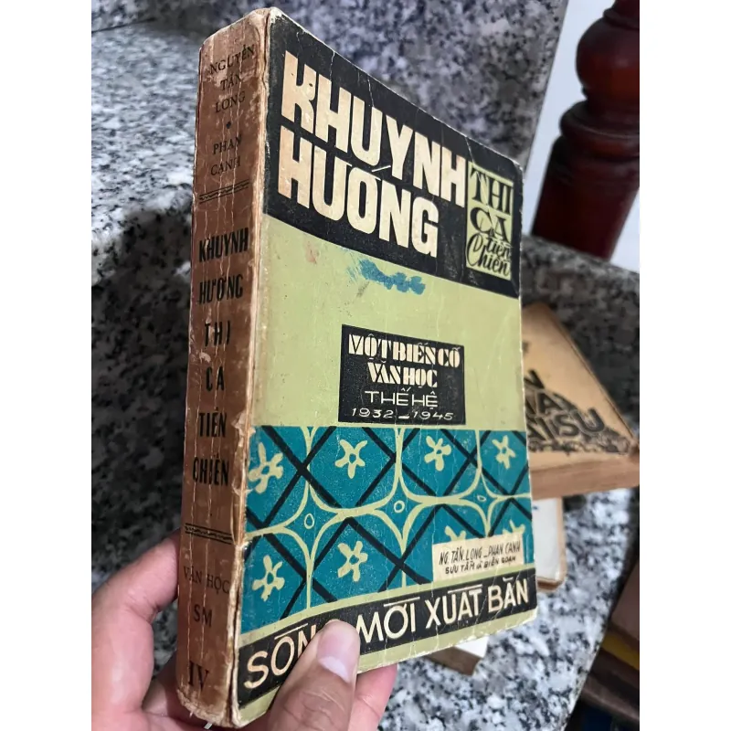 KHUYNH HƯỚNG THI CA TIỀN CHIẾN - NGUYỄN TẤN LONG VÀ PHAN CANH 1013176