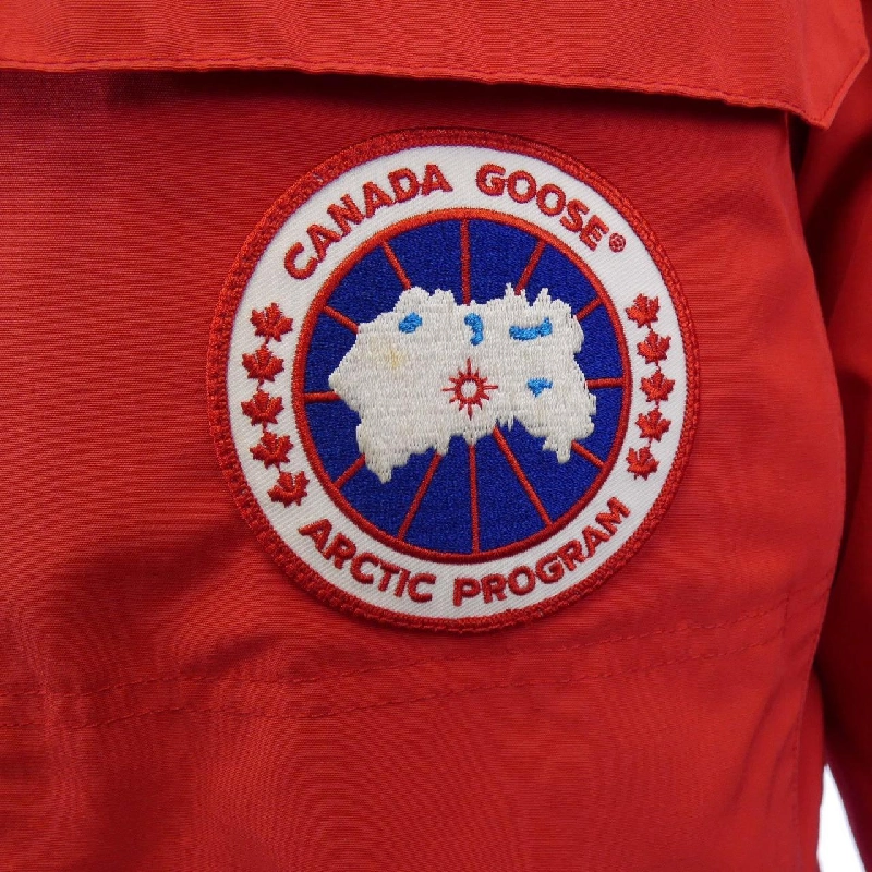 Áo khoác lông vũ Canada Goose Expedition 4565M R - Hàng hiệu Authentic 888781