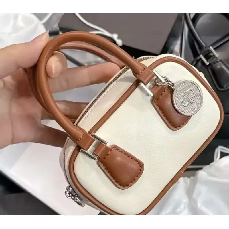 Túi nữ pedro mini quai cầm đeo chéo size 13 599731