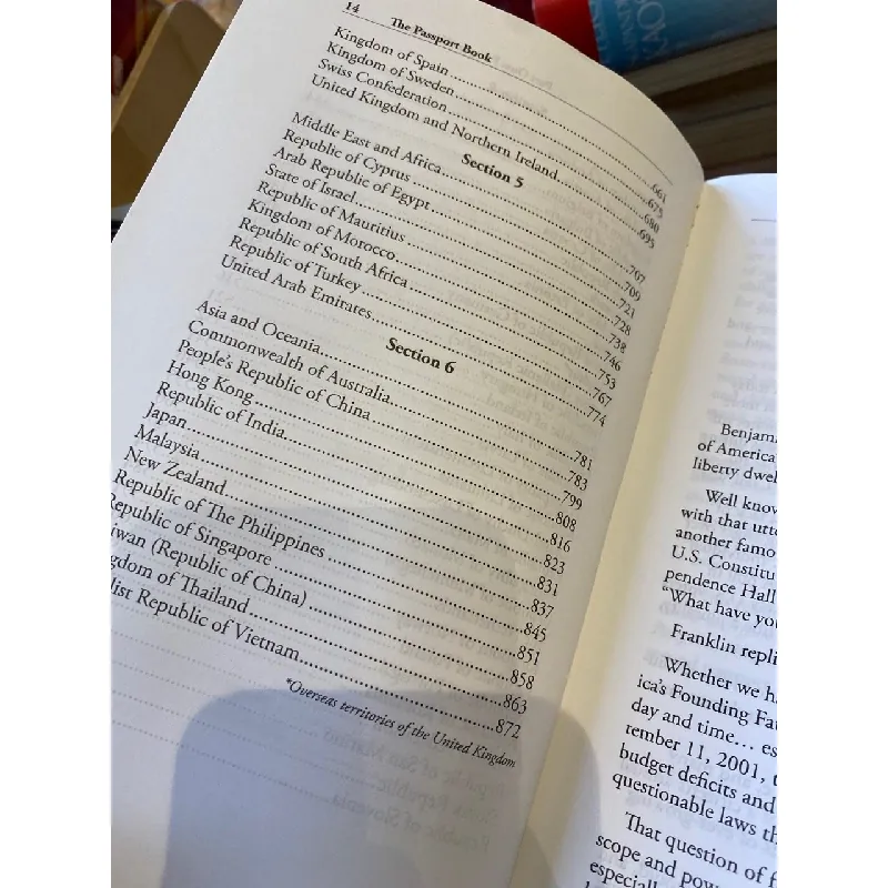 The Passport Book - Robert E. Bauman 573229