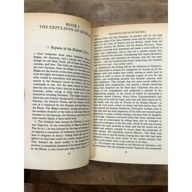 The Conquest of Gaul - Gaius Julius Caesar (Penguin Classics) 737175
