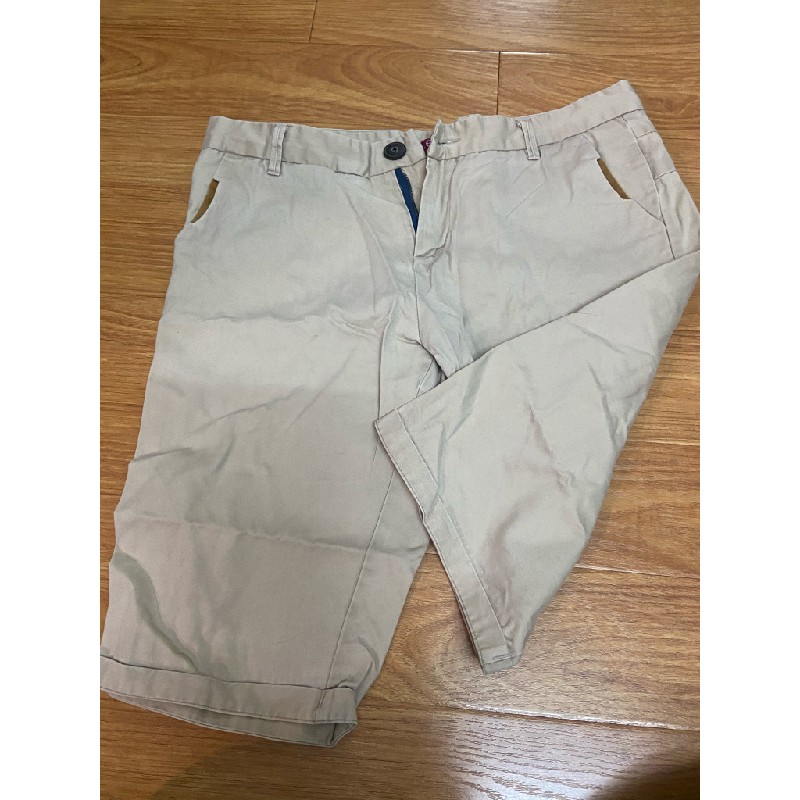 Quần short dài đến đầu gối, size 30 22343