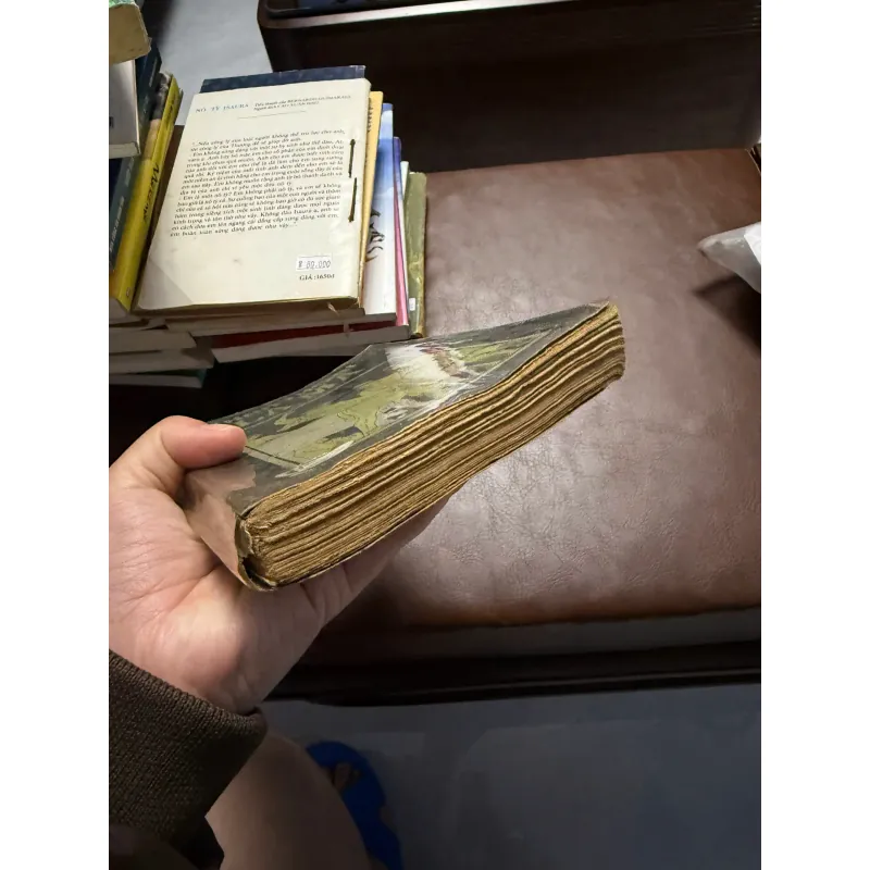 “Thần Thoại La Mã” (G. Chandon, 1986) 975591