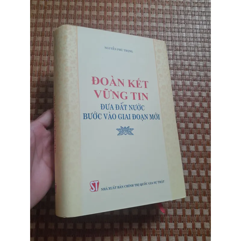 NGUYỄN PHÚ TRỌNG - ĐOÀN KẾT VỮNG TINH... 779040
