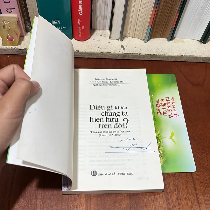 II Chiêm Nghiệm: Điều Gì Khiến Chúng Ta Hiện Hữu Trên Đời - Nhiều Tác Giả - 2015 726901