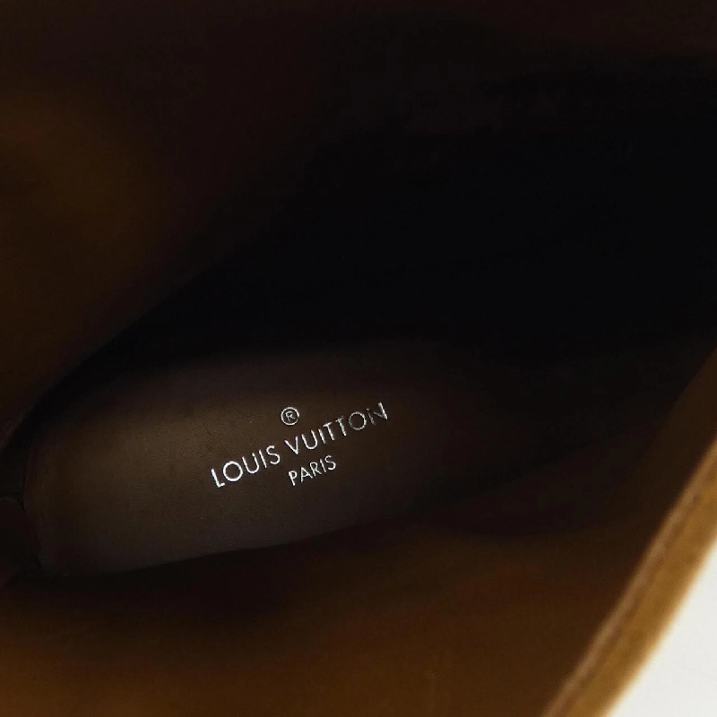 Giày bốt LOUIS VUITTON MA0156 657047