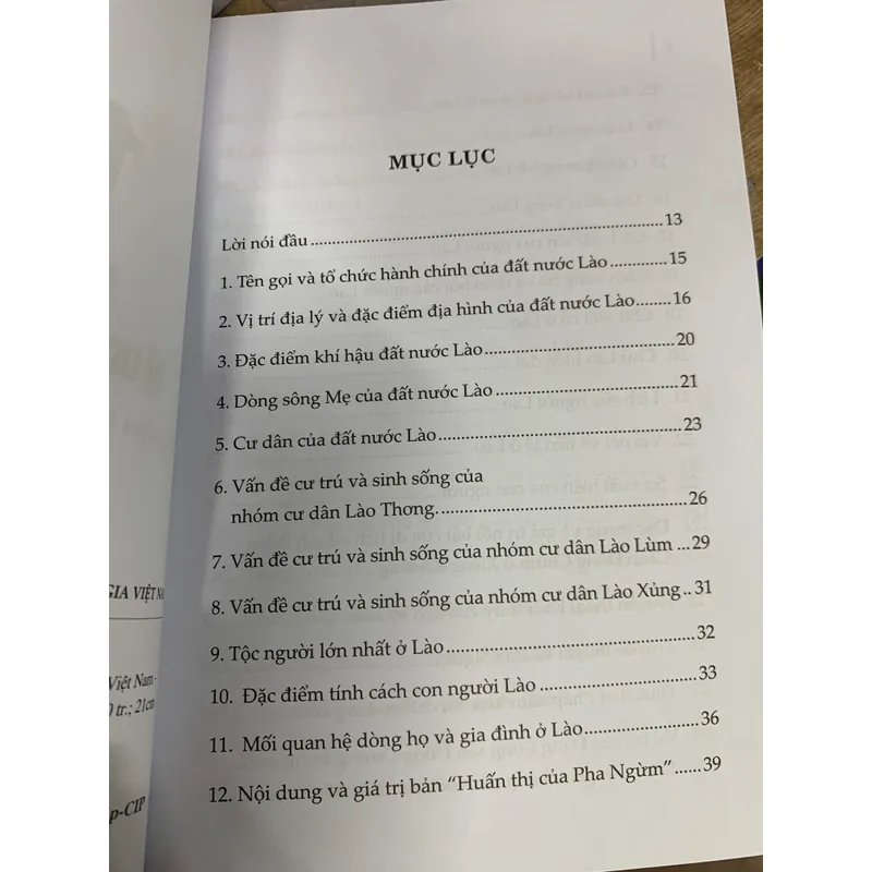 100 điều nên biết về lịch sử văn hoá lào.  715238