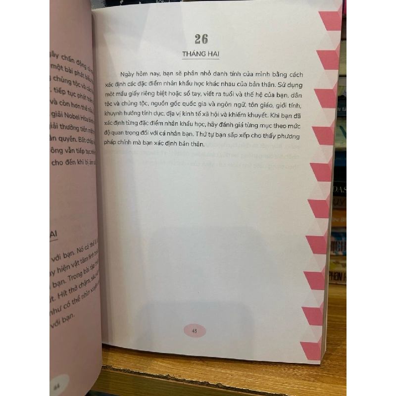 365 ngày khám phá đam mê và theo đuổi mục đích của bản thân -Hiền Hoàng dịch 786293
