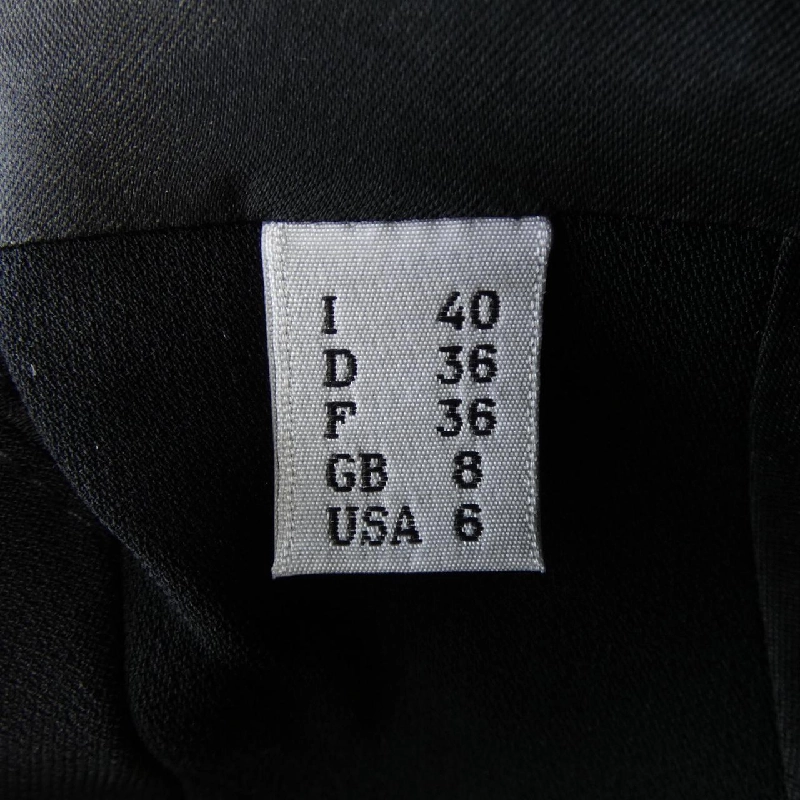 Jacket BOUTIQUE MOSCHINO - Hàng hiệu Authentic 819868