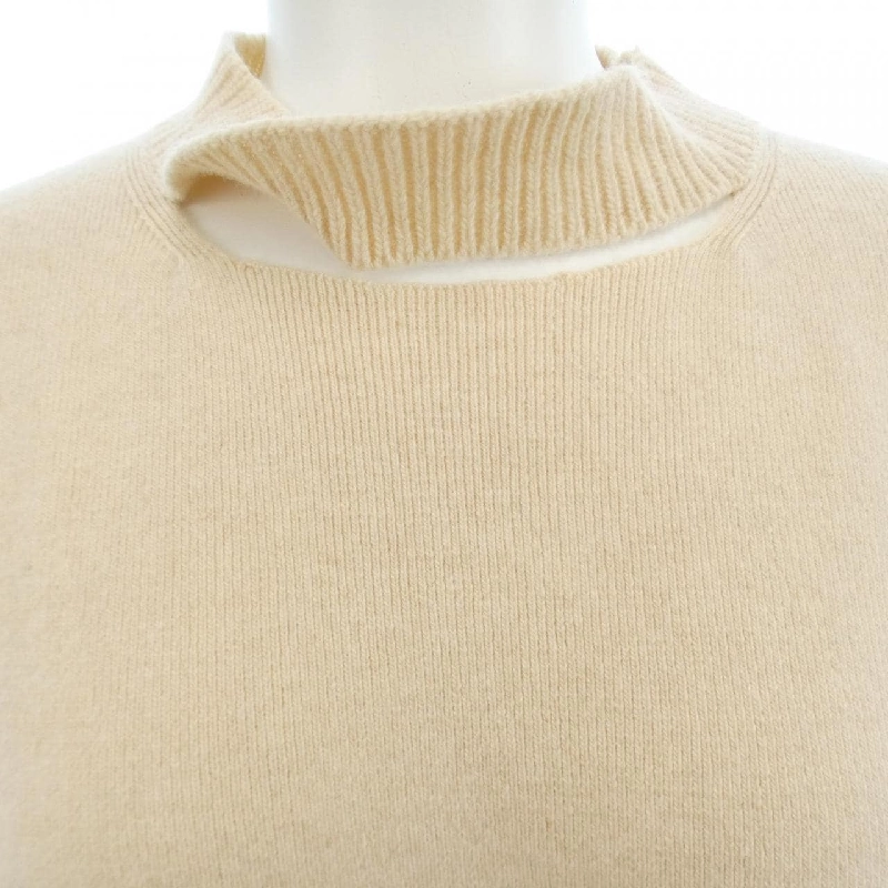 【Mã giảm giá】FENDI Áo len 645950