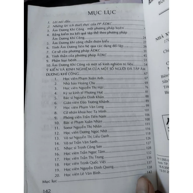 Âm Dương Khí Công của tác giả Bùi Quốc Châu. 
Đây là một phương pháp luyện thở do Giáo sư, 695730