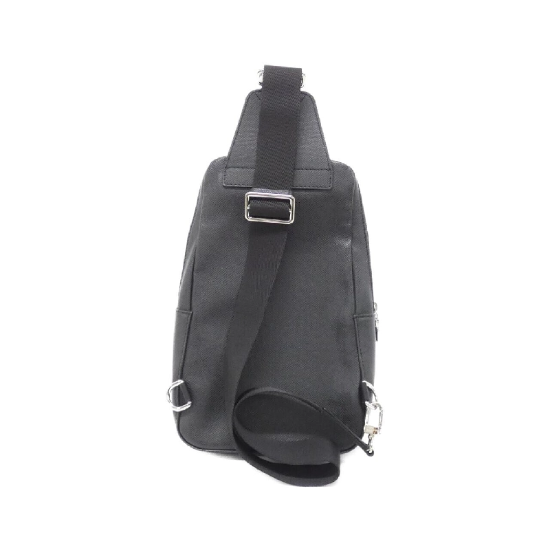 Túi đeo chéo Louis Vuitton Taiga Avenue M30443 610222