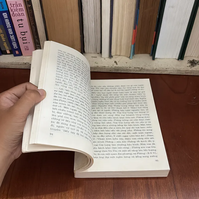[Chữ Ký] - II Truyện Ngắn: Những Vấn Đề Lý Thuyết Và Thực Tiễn Thể Loại - Bùi Việt Thắng 592905