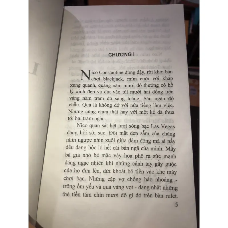 Lẳng lơ - Jackie Collins  1006349