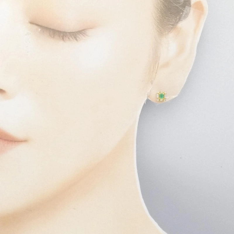 K18YG Bông tai Ngọc lục bảo 0.20CT - Hàng hiệu Chính hãng 871211