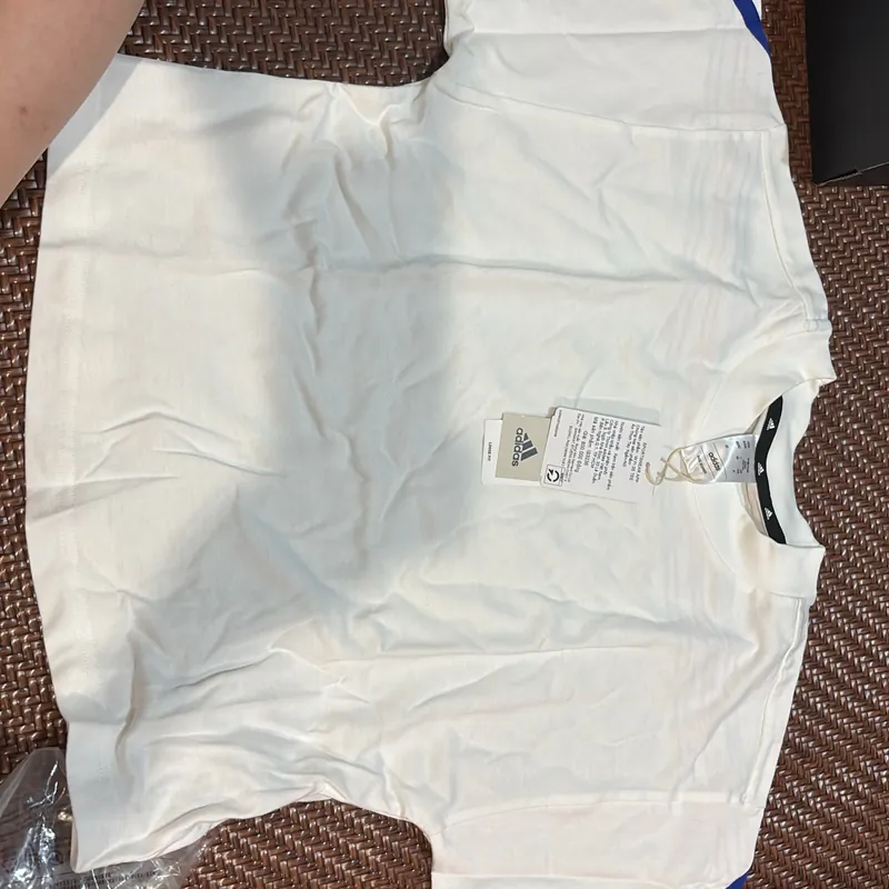 Áo phông adidas 568780