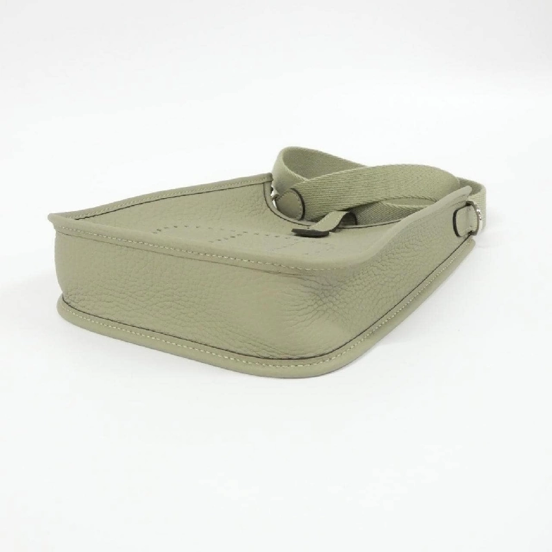 【Sản phẩm chưa sử dụng】Túi xách vai Hermès Evelyne Amazon dây đeo ngắn 16cm 085945CK 610887