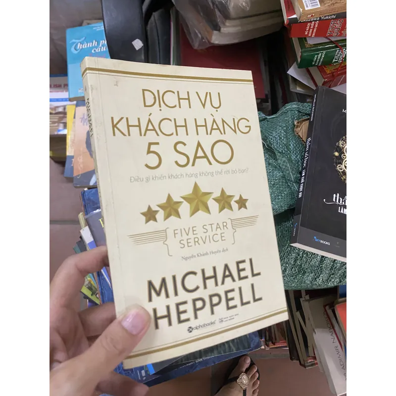 Sách dịch vụ khách hàng 5 sao 309824